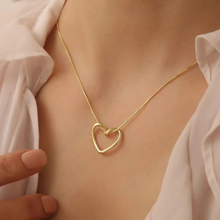 Knot Heart Necklace
