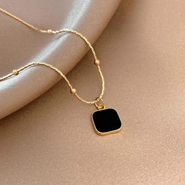 Your everyday chain that goes with literally everything💫