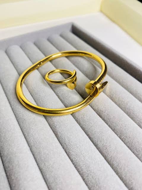 The Power Duo Your Wrist Needs💫Stainless Steel Ring Bangle Set