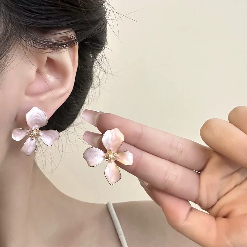 Floral Pearl Petal Earrings